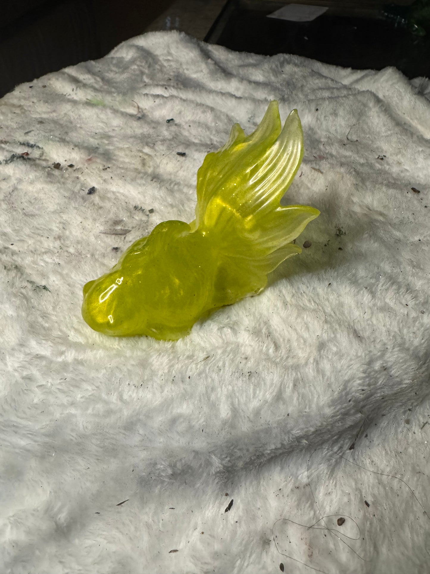 Red Fish, Blue Fish ~ 3”H x 3 1/2”W ~ 2.65 oz