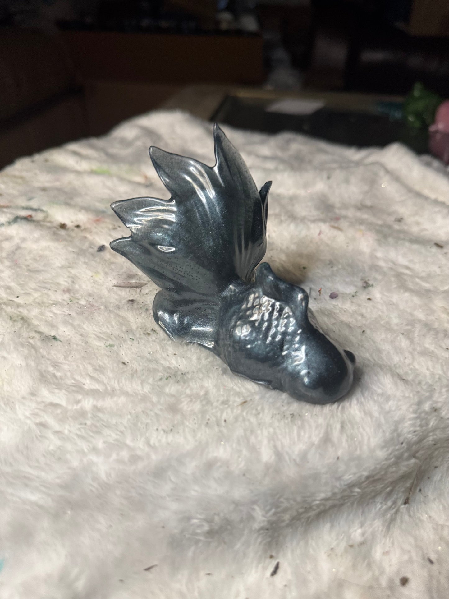 Red Fish, Blue Fish ~ 3”H x 3 1/2”W ~ 2.65 oz
